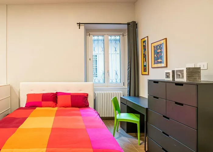 Guesthost - Al Civico 4 - Comfy Studio-flat Lejlighed Lecco